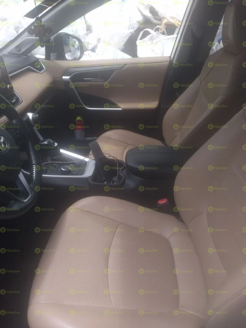 2020 Model-Toyota Rav 4