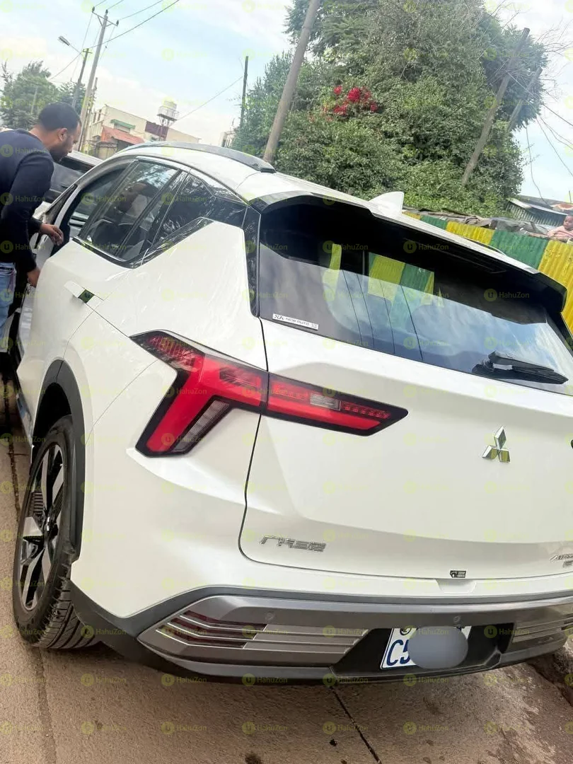 2023 Model-Mitsubishi Airtrek EV