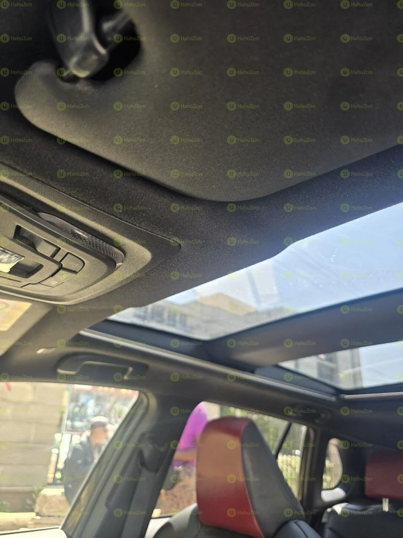 2022 Model-Toyota Cross