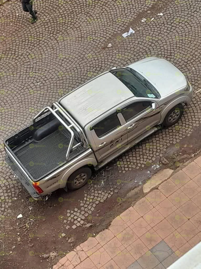 2011 Model-Toyota Hilux Double cap