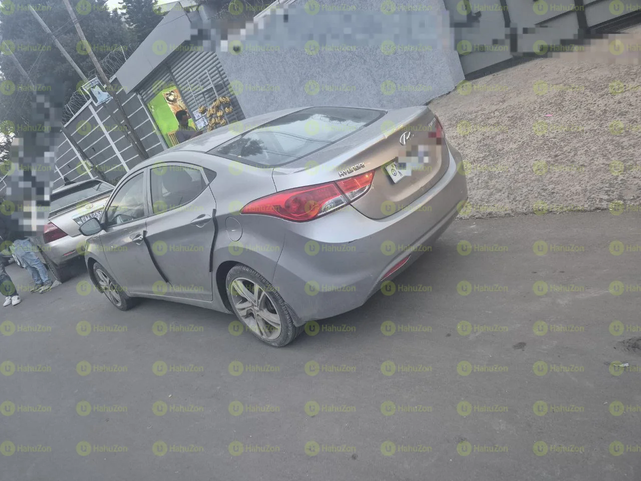 2012 Model-Hyundai Elentra