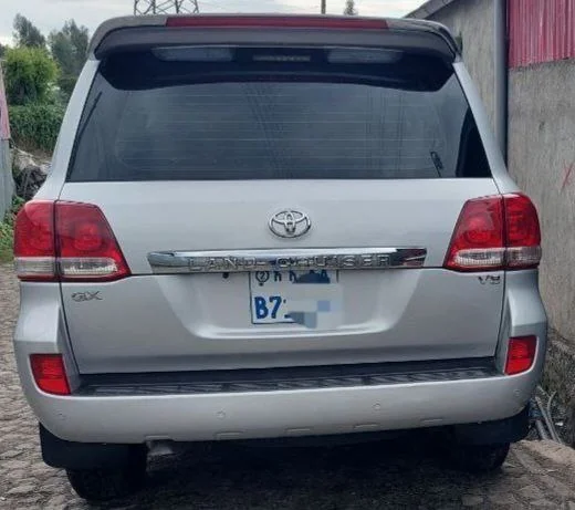 2011 Model-Toyota Landcruiser