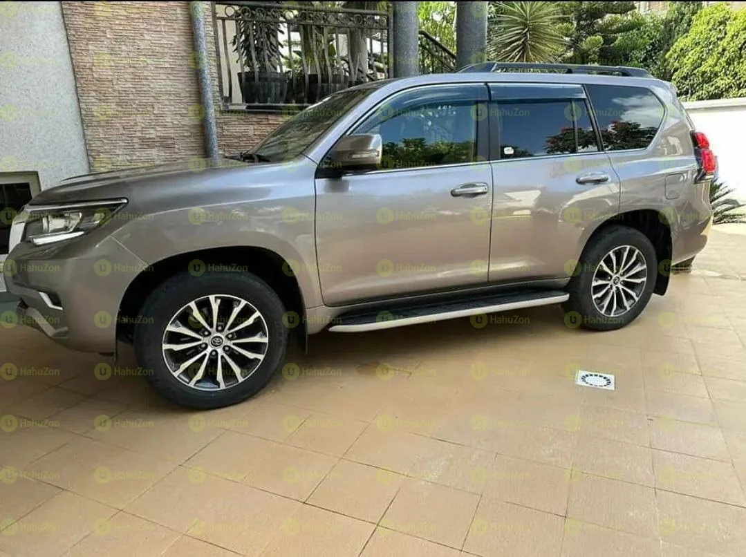 2021 Model-Toyota Landcruiser Prado