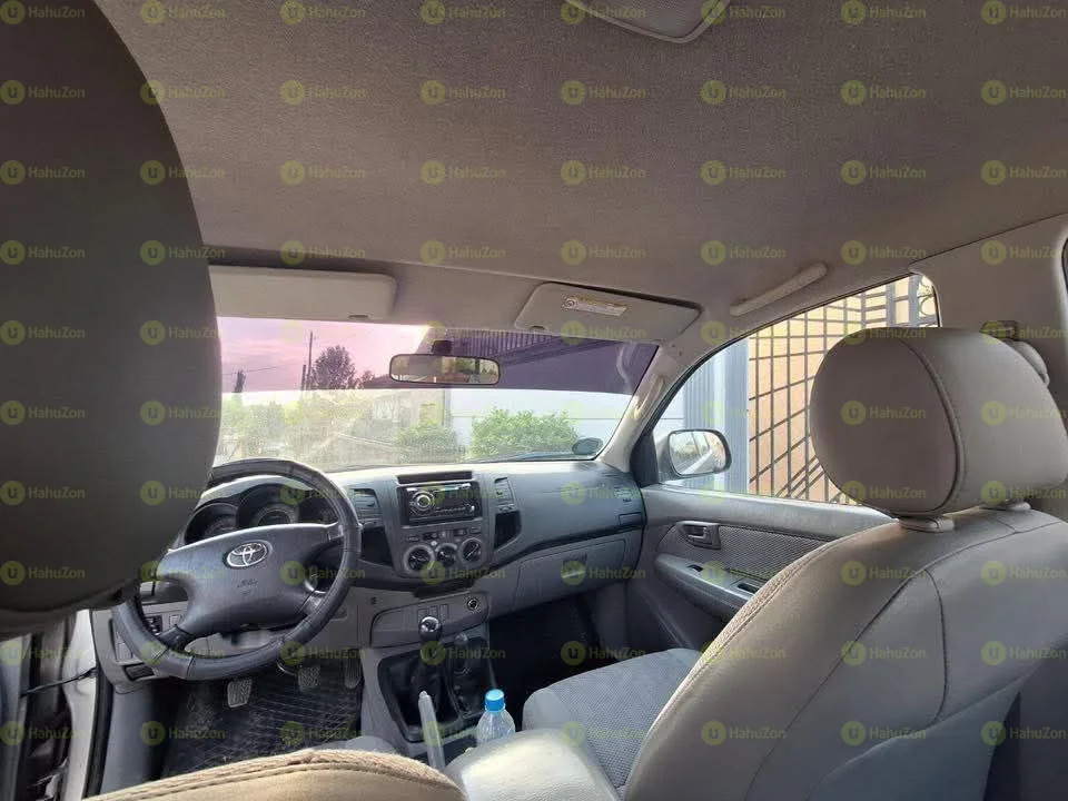 2010 Model-Toyota Hilux Double Cab