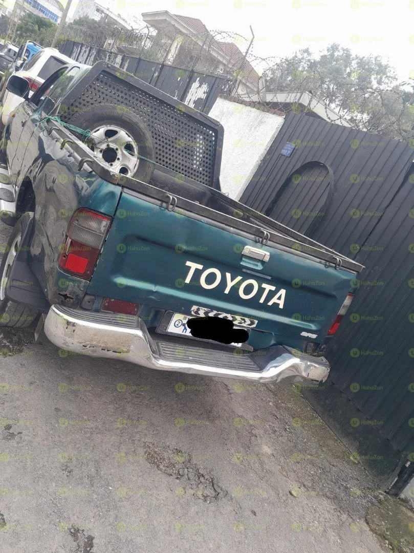 2000 Model-Toyota 2Lt Extra Cap