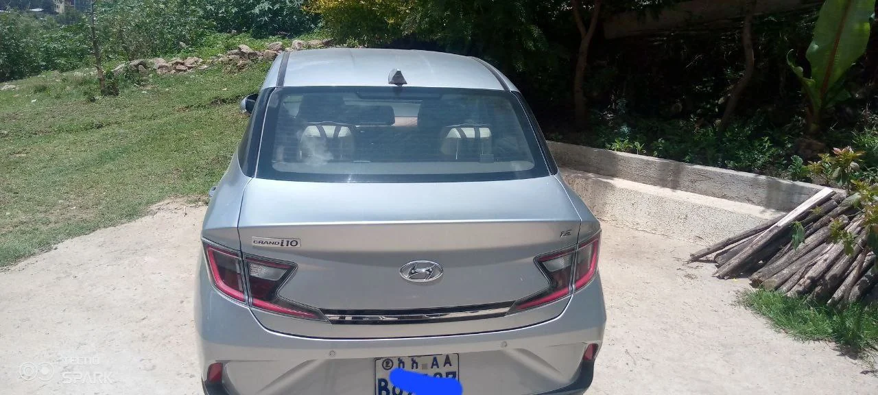 2021 Model-Hyundai Grand i10