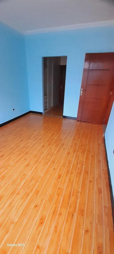 105 ካሬ የሚሸጥ G+2 ቤት በአያት