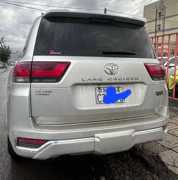 2023 Model-Toyota Land Cruiser V6 VX.R