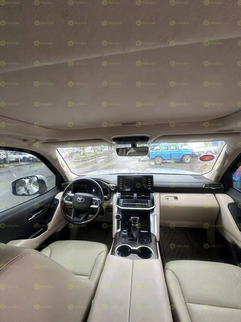 2023 Model-Toyota Land Cruiser V6 VX.R