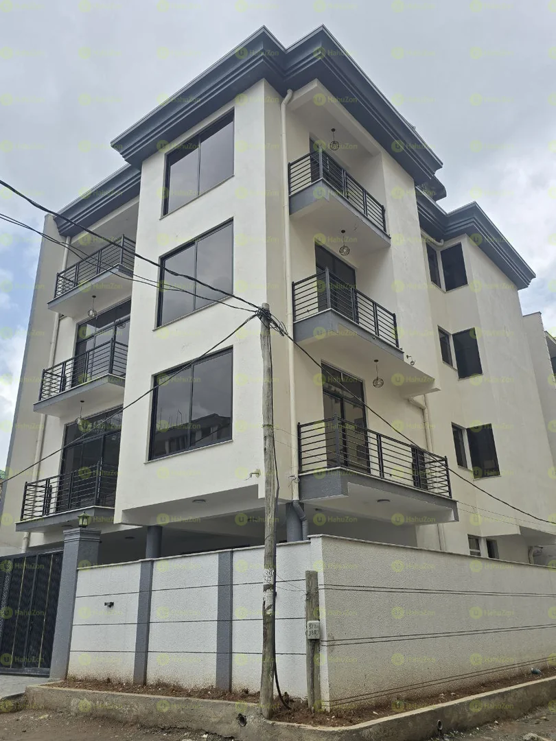 200 ካሬ የሚሸጥ ዘመናዊ G+3 ቤት በአያት