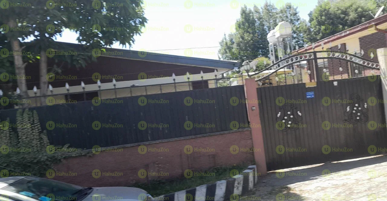 300 ካሬ የሚሸጥ ቪላ ቤት በአያት