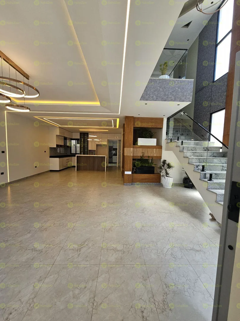 250 ካሬ የሚሸጥ G+2 ቤት በአያት