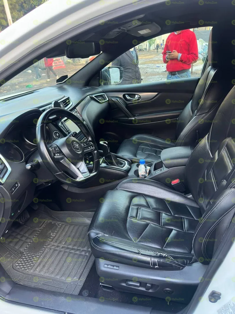 2017 Model-Nissan Qashqai