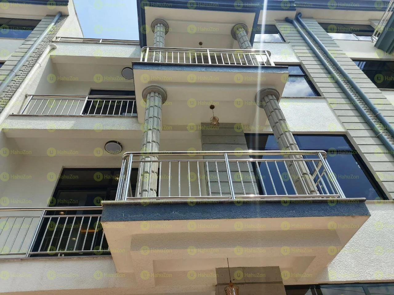 175 ካሬ የሚሸጥ G+3 ቤት በአያት