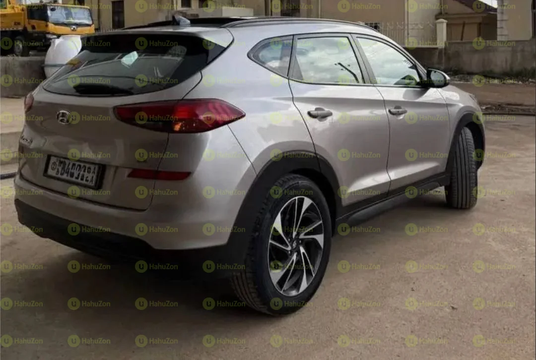 2020 Model-Hyundai Tucson