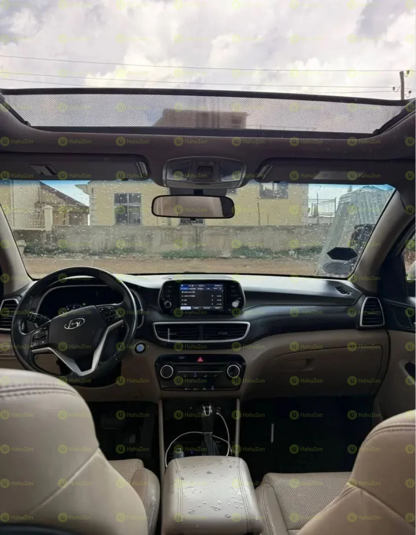 2020 Model-Hyundai Tucson