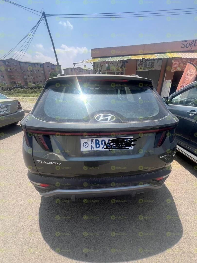 2021 Model-Hyundai Tucson