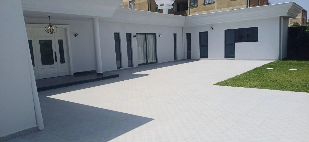 500 ካሬ የሚሸጥ ዘመናዊ ቪላ ቤት በአያት