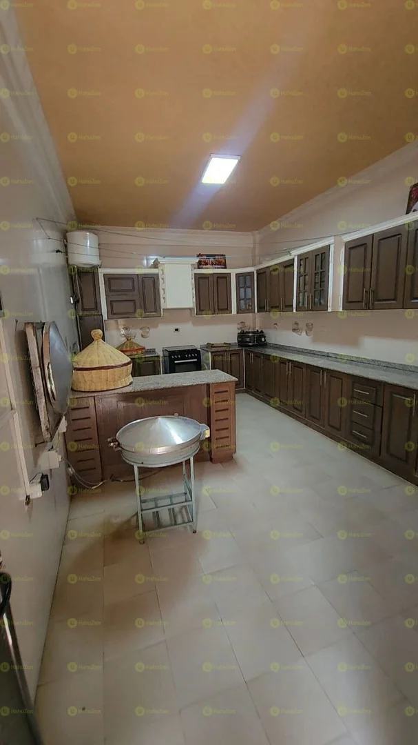 330 ካሬ የሚሸጥ G+1+ ቴራስ ቤት በሰሚት