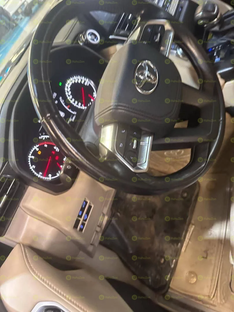 2023 Model-Toyota Land Cruiser V6 VX.R