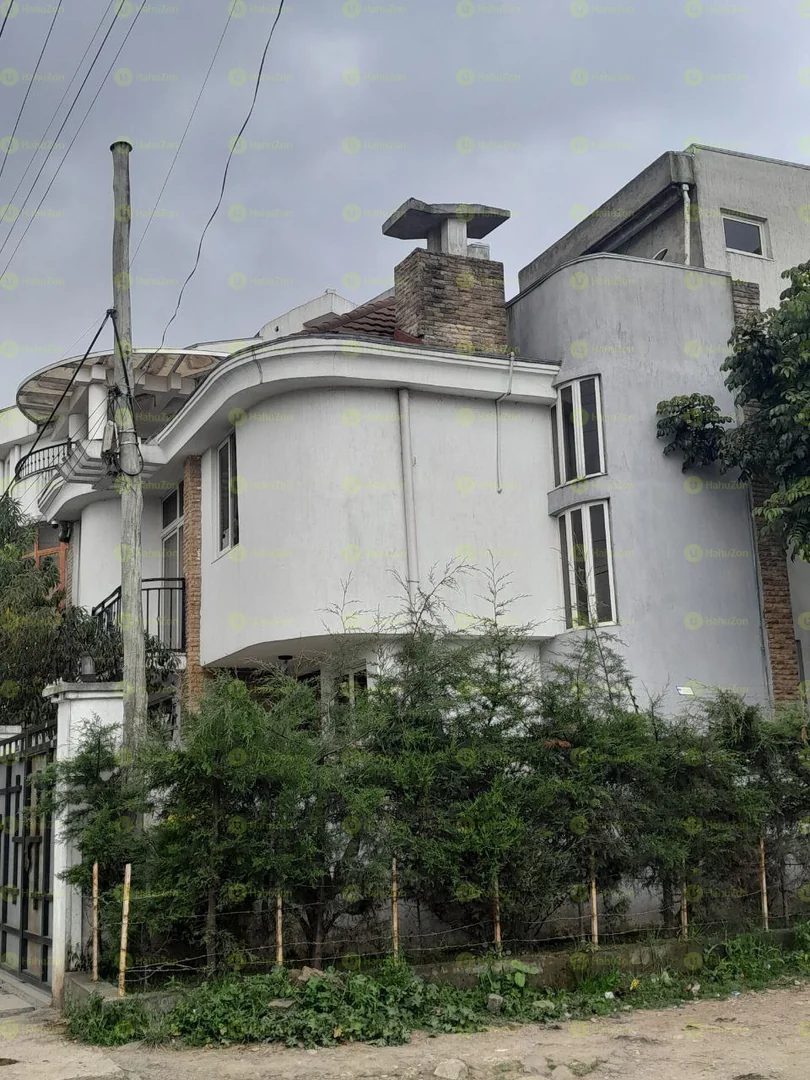 150 ካሬ የሚሸጥ G+2+ቴራስ ቤት በአያት