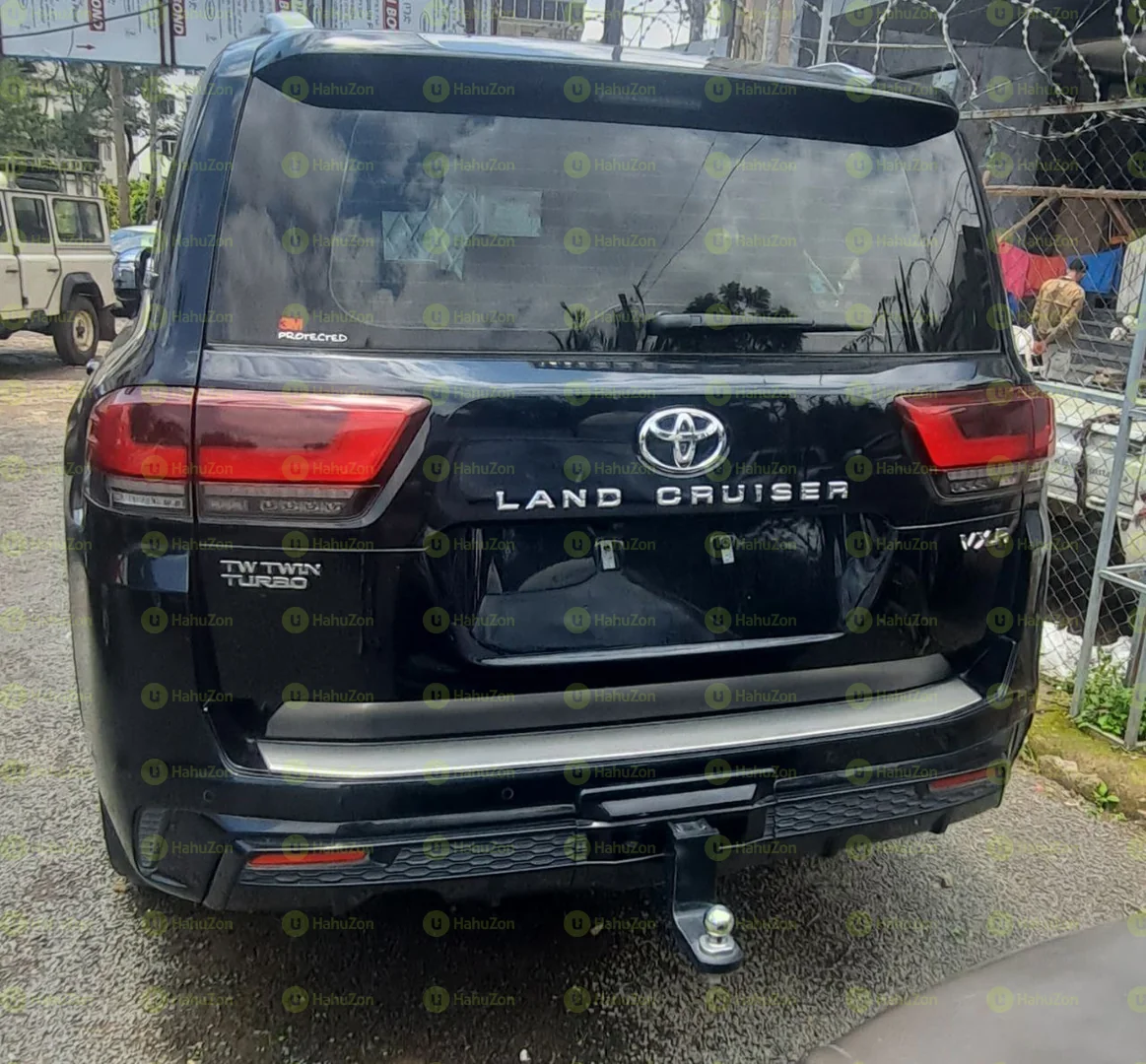 2023 Model-Toyota Land Cruiser  VXR