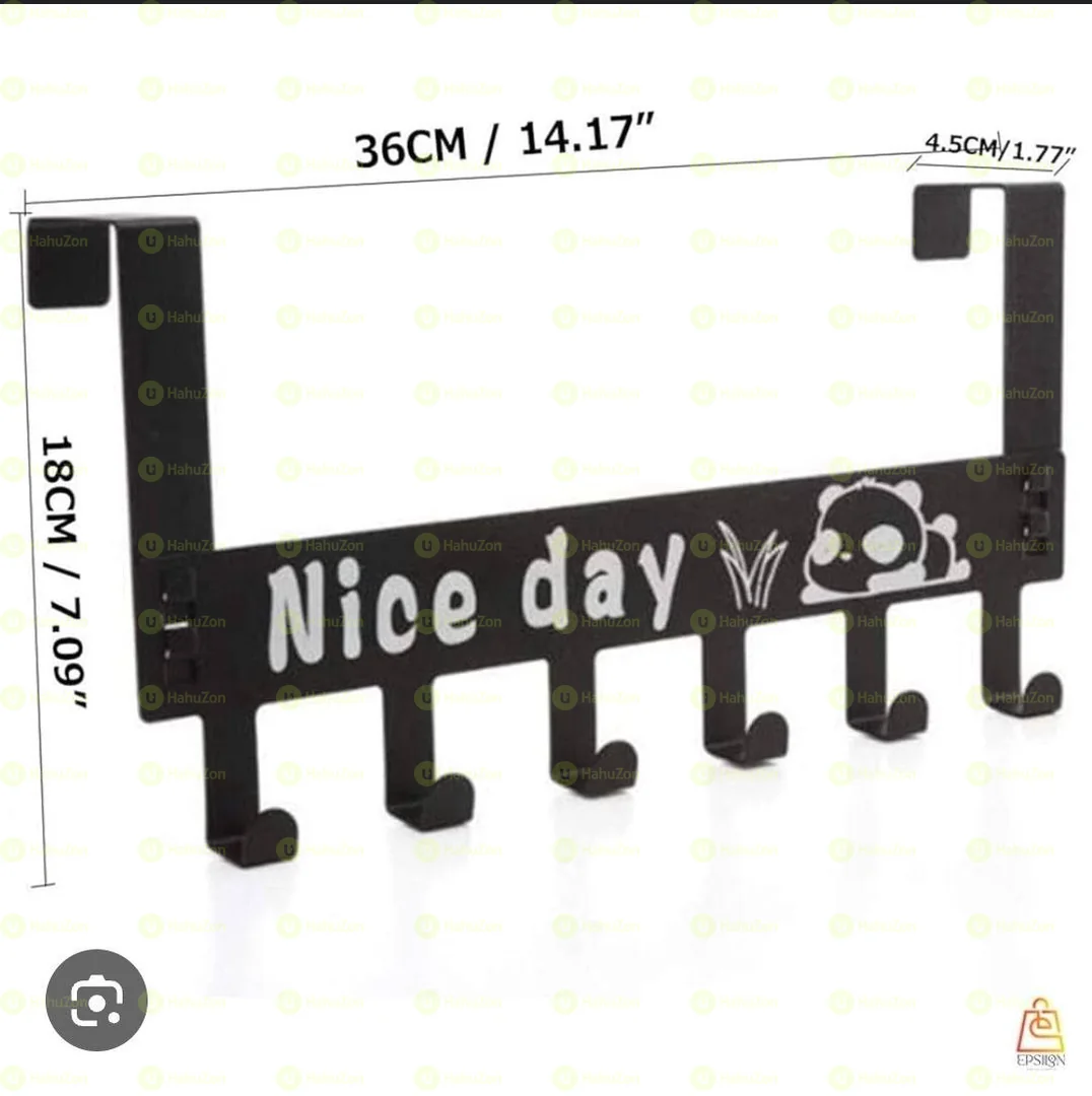 ከጣዉላ በር ላይ የሚሆን የልብስ መስቀያ