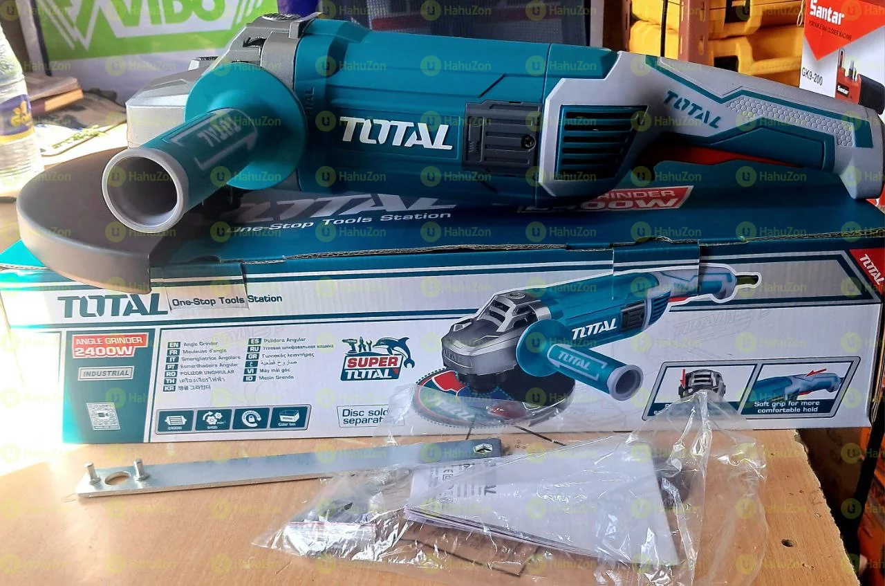 Total Grinders 2400W