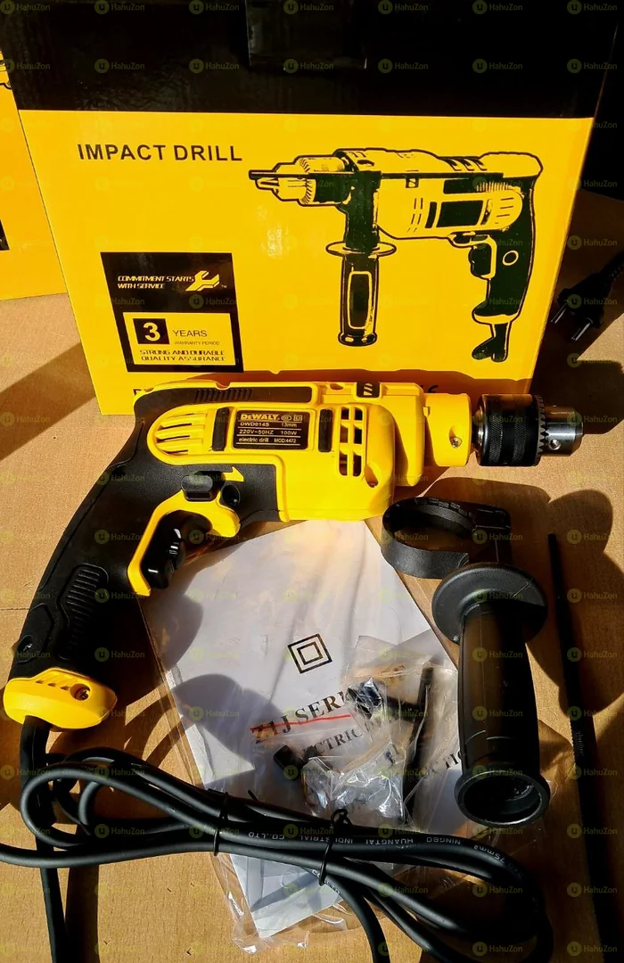 Dewalt Impact Dril 700W