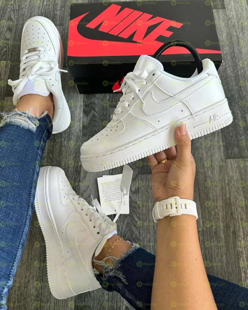 Air Force 1 Triple White Women's Shoes