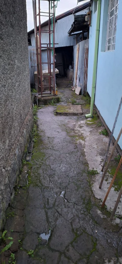 500 ካሬ የሚሸጥ ቤት በኮተቤ መሳለሚያ