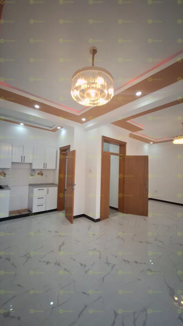 94 ካሬ የሚሸጥ G+3 ቤት በአያት