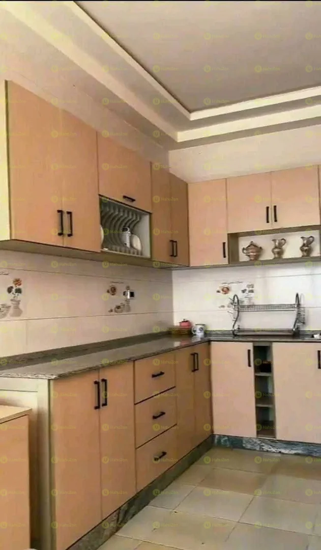 250 ካሬ የሚሸጥ G+2 ቤት በአያት