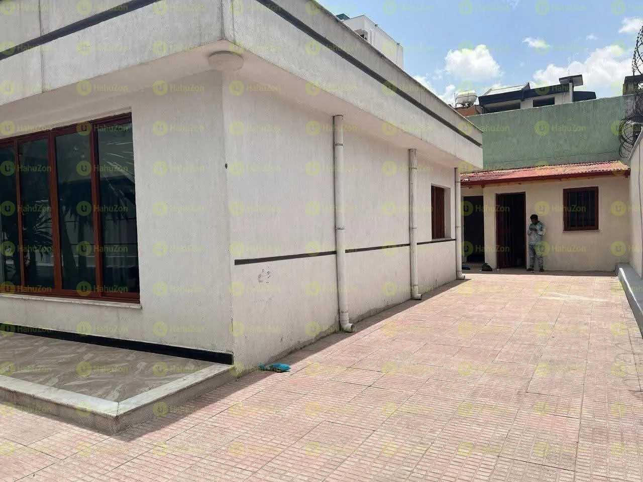 380 ካሬ የሚሸጥ ቤት በቦሌ 22