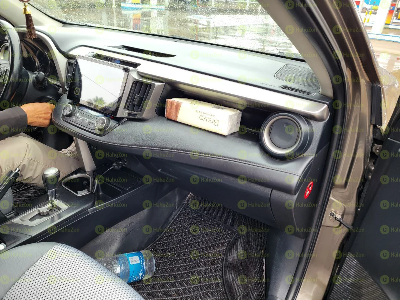 2017 Model-Toyota Rav 4