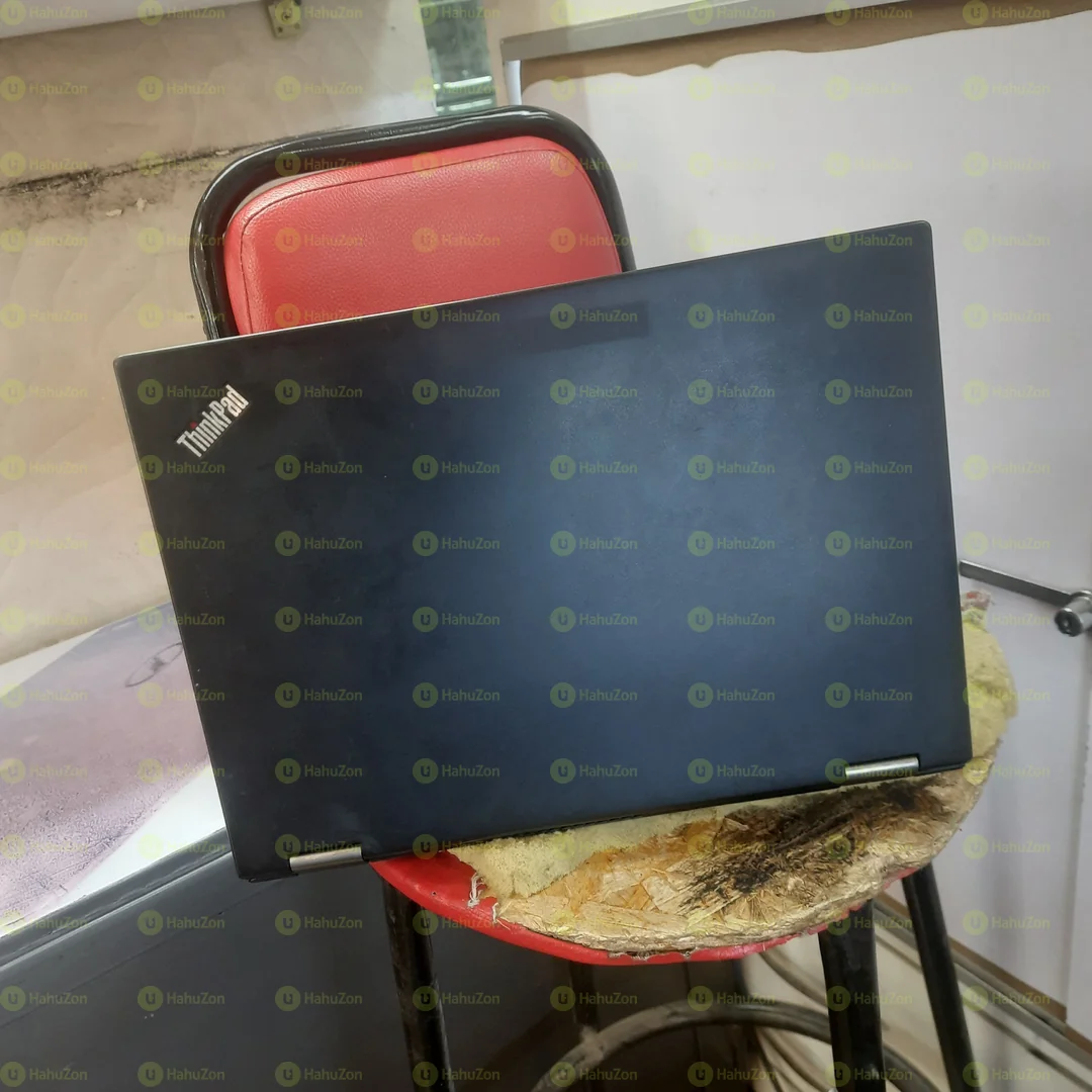 Lenovo Yoga 380 Core i7 8th Generation