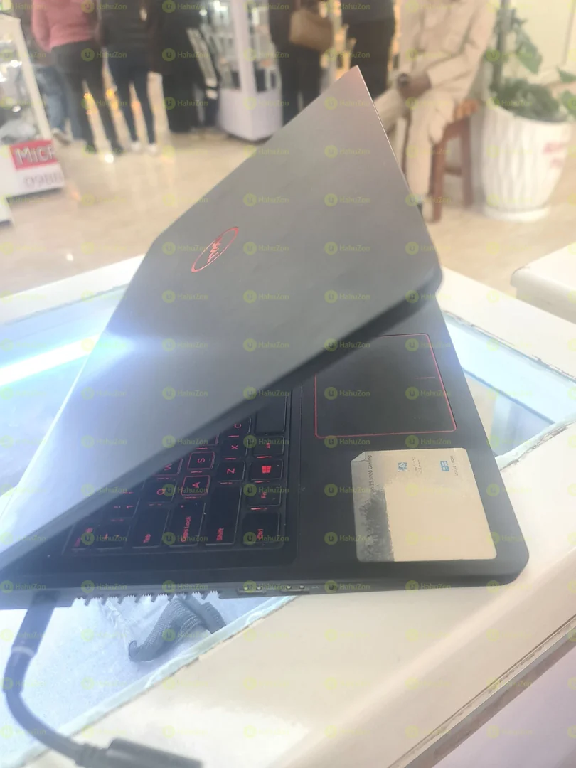 Dell Inspiron 5577 Core i7 7th Generation Laptop