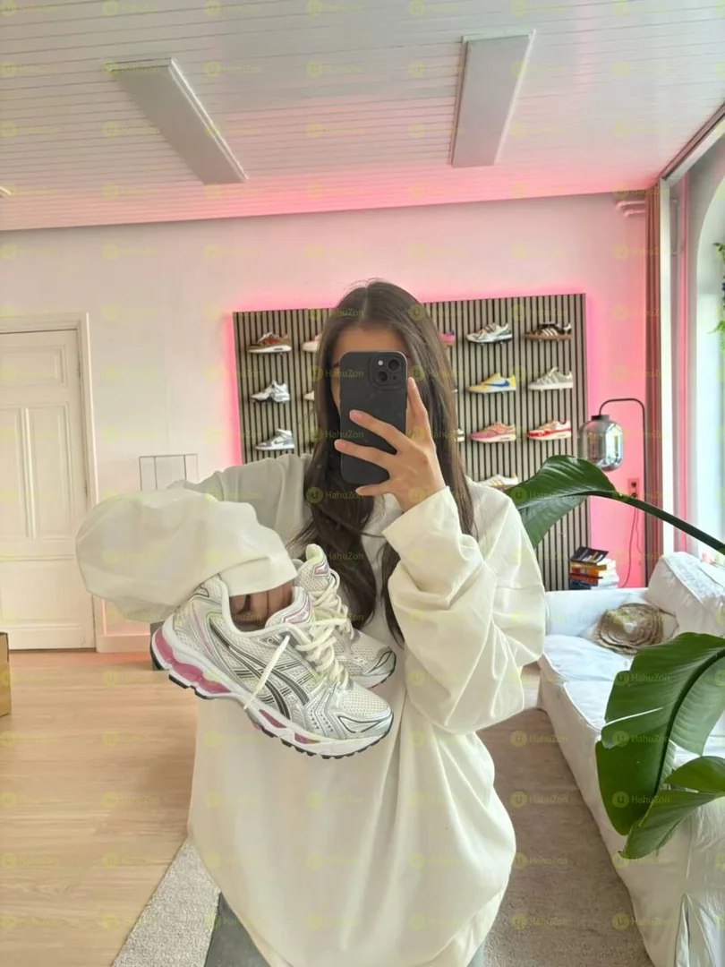 Asics Gel Kayano 14 Women's Shoes