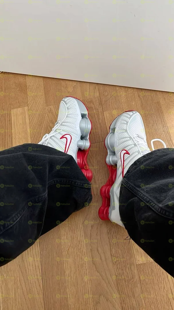 Nike Shox Platinums Tint TL Women's Shoes