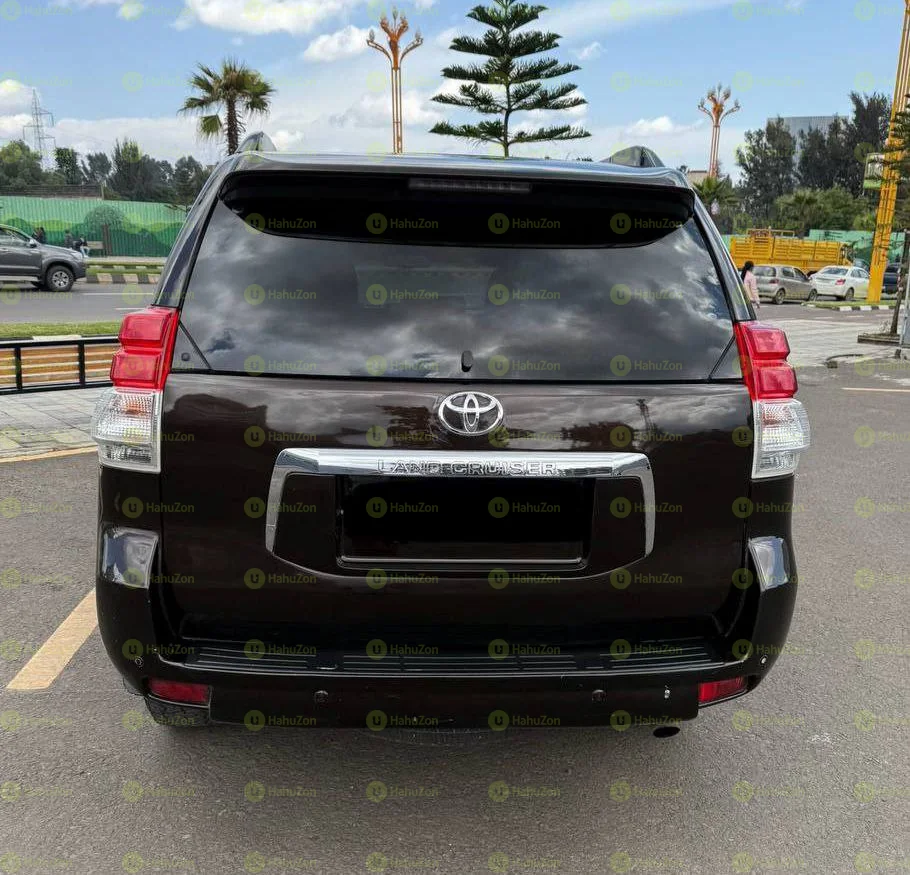 2012 Model-Toyota Prado