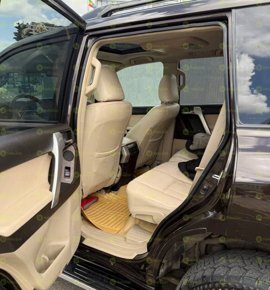 2012 Model-Toyota Prado