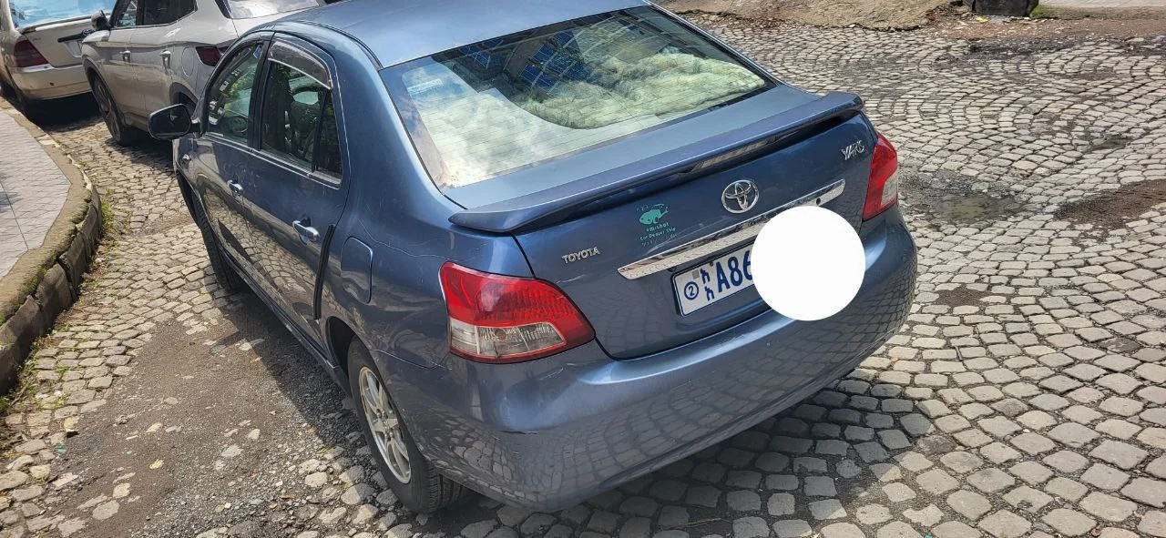 2006 Model-Toyota Yaris Belta