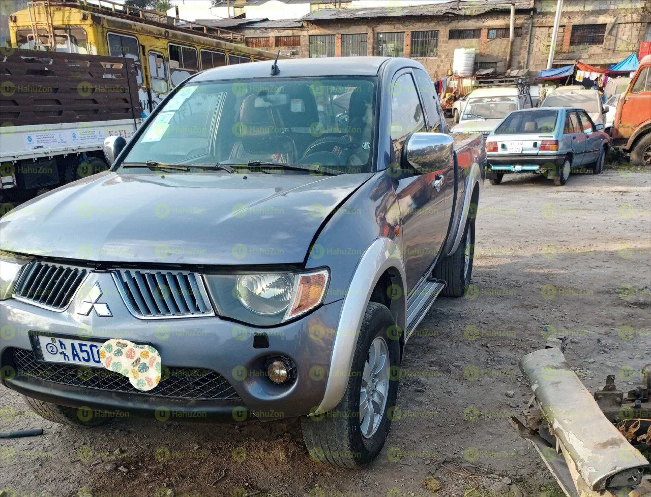 2009 Model-Mitsubishi L200