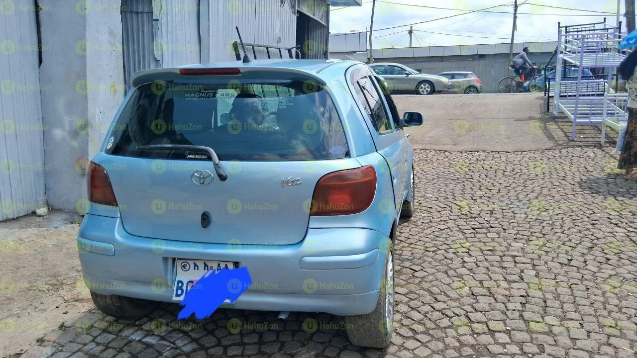 2004 Model-Toyota Vitz