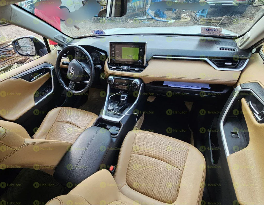 2020 Model-Toyota Rav4