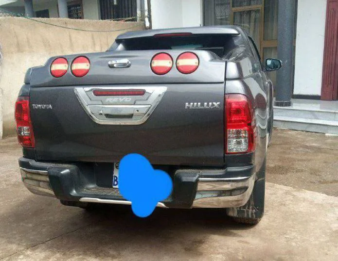 2020 Model-Toyota Rivo Hilux  Kin-Cab