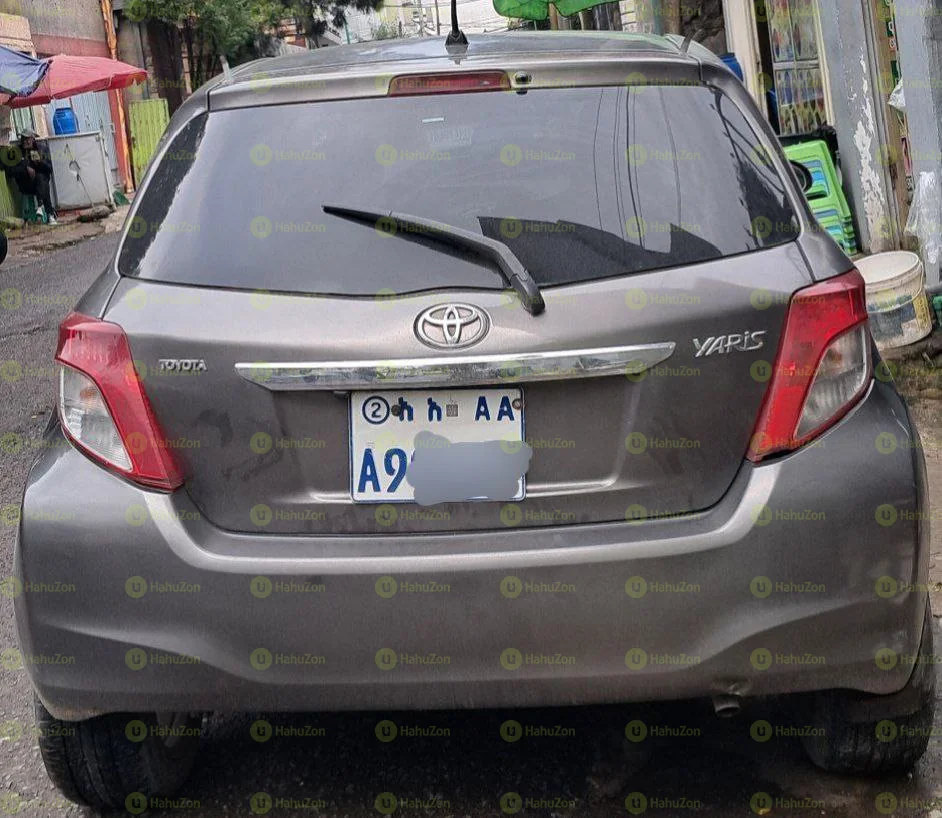 2012 Model-Toyota Yaris Compact