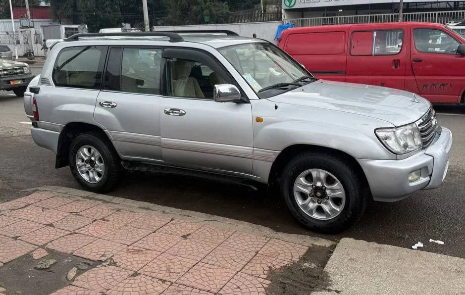 2007 Model-Toyota Land cruiser 105 VX