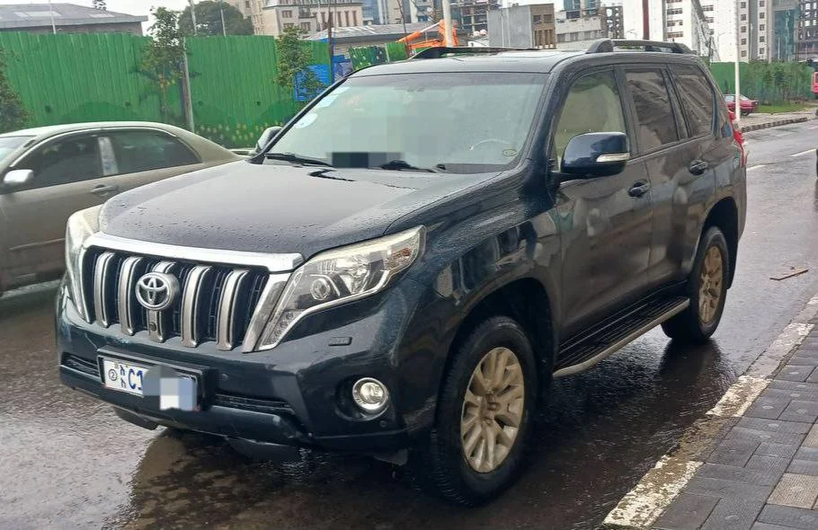 2016 Model-Toyota Land-Cruiser Prado