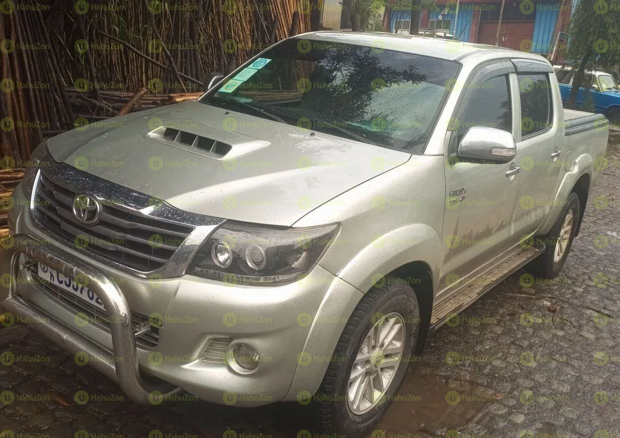 2014 Model-Toyota Hilux D4D Double Cab